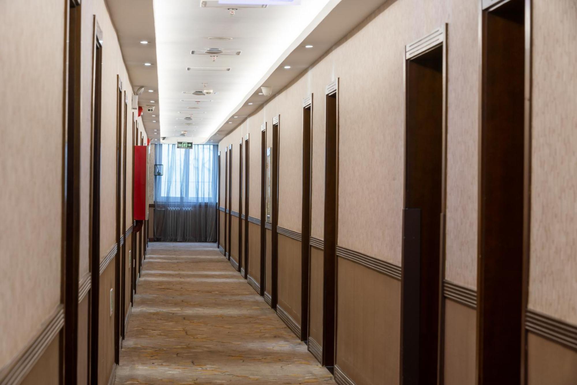 Time Traveller Hotel- Near Beijing Yonghe Lama Temple, Ghost Street, Beihai Park, Jingshan Park, Drum Tower, Houhai Bar Street, Tian'Anmen Square, Located In Beijing Traditional Hutongs, 5 Minutes Away From Subway, Free Laundry Serive Kültér fotó