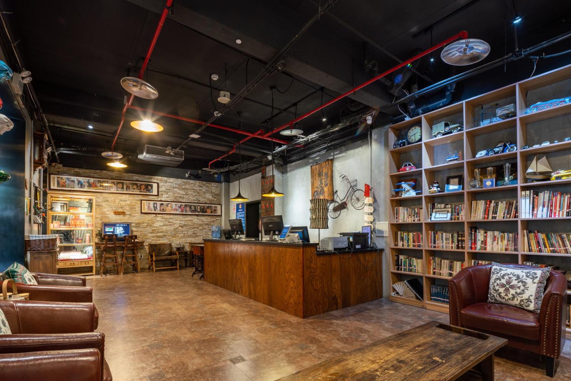 Time Traveller Hotel- Near Beijing Yonghe Lama Temple, Ghost Street, Beihai Park, Jingshan Park, Drum Tower, Houhai Bar Street, Tian'Anmen Square, Located In Beijing Traditional Hutongs, 5 Minutes Away From Subway, Free Laundry Serive Kültér fotó